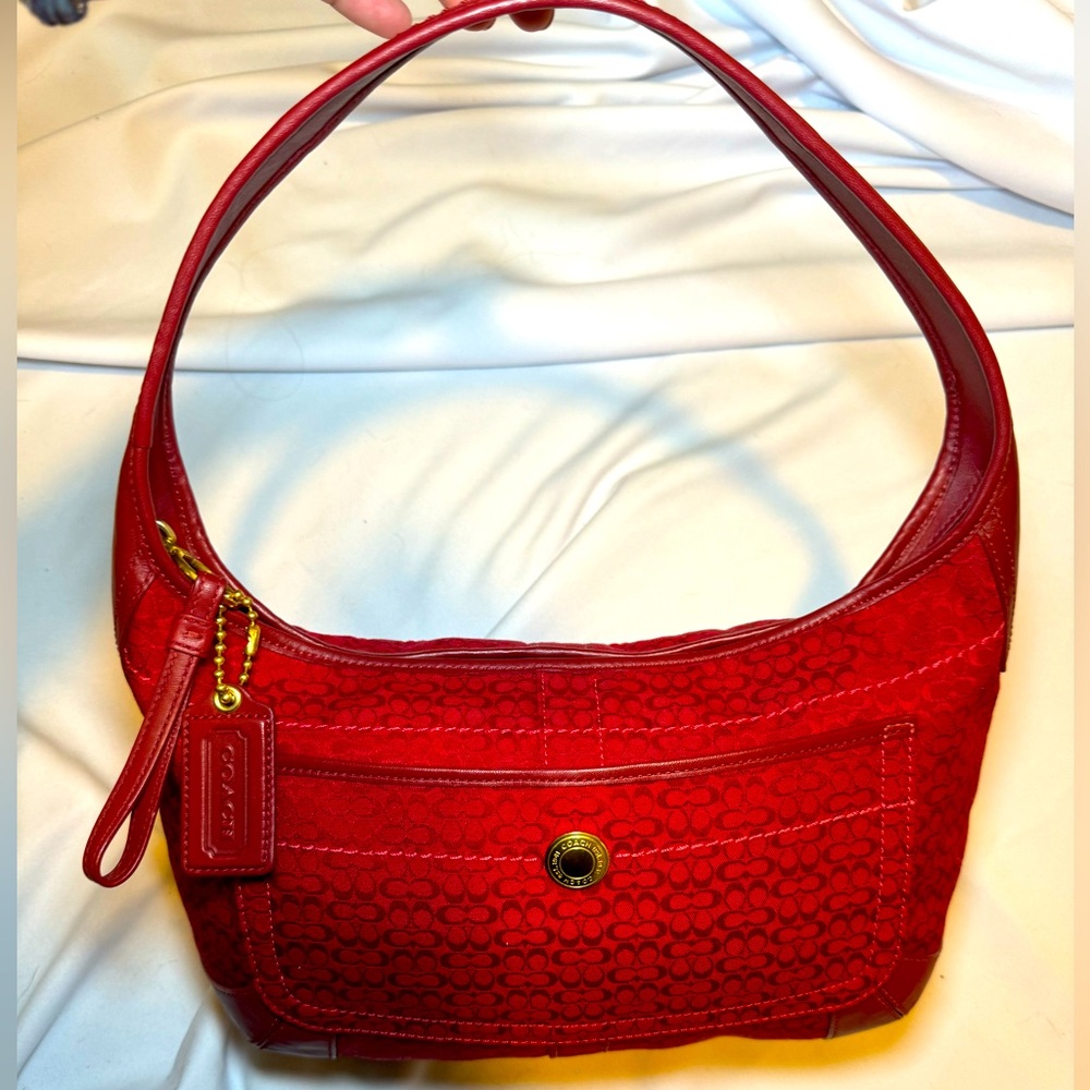 New y2k cherry red Coach signature Ergo
